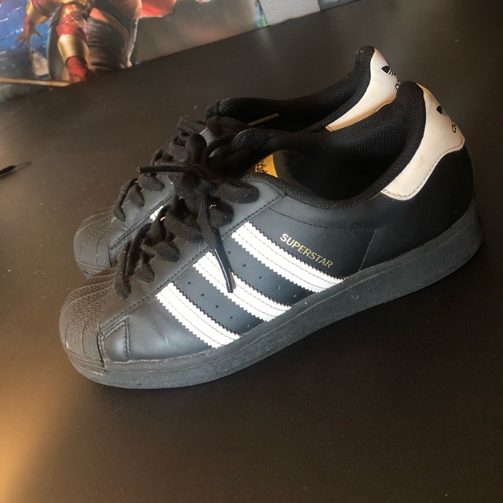Adidas Superstar Shelltoe - Picture 2 of 3